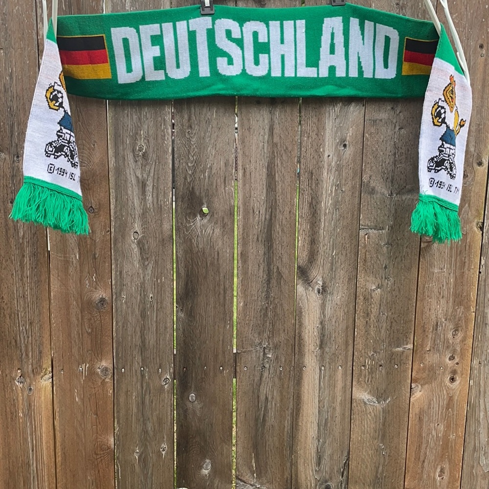 Vintage UEFA EURO 96 ENGLAND DEUTSCHLAND FOOTBALL SOCCER SCARF GOOD CONDITION